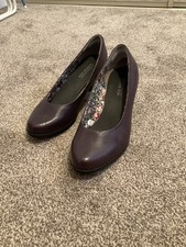 Ann Harvey, Aubergine, Size 8