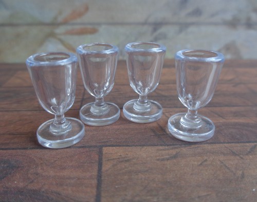 Dolls house miniature - dolls,