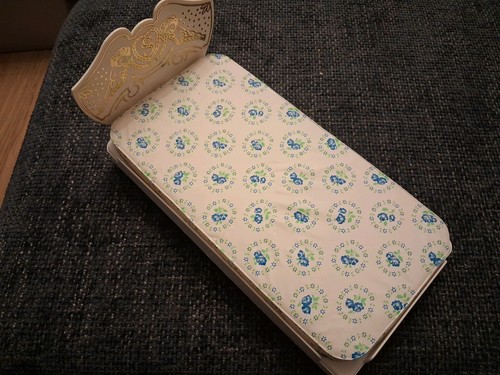 Vintage sindy bed - vintage,