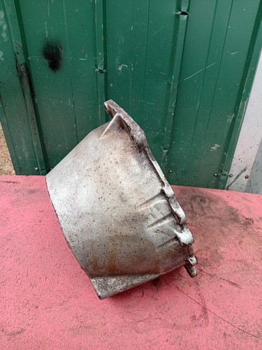 Ford type gearbox bell - 9,
