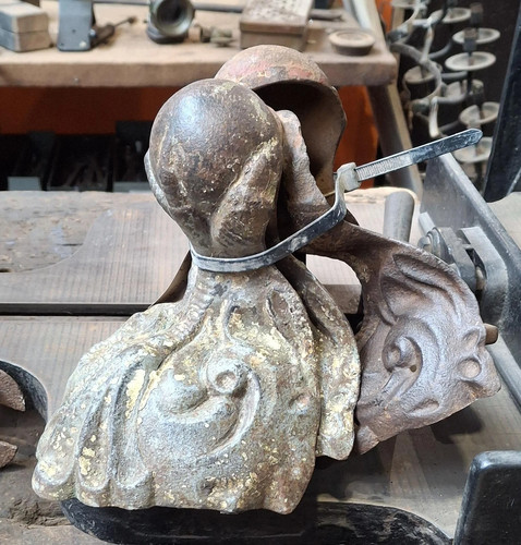 Set vintage cast iron - of,