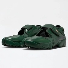 Nike Air Rift Fir Sneaker