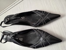 Ladies Shoe.. sole reviver 
