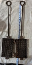 Antique Cast Iron Waffle Iron #945 — Long Handles — Primitive Rustic, Farmhouse
