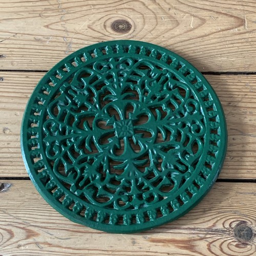 Vintage green round heavy cast - green,
