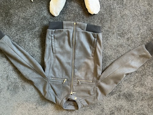 Grey river island - grey,
