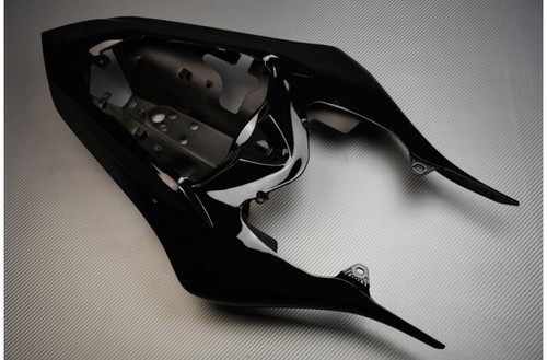 Black rear tail - black,