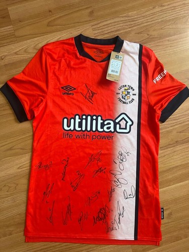 Luton town football - luton,