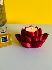 x2 Lotus flower candle holders and x2 led tea lights