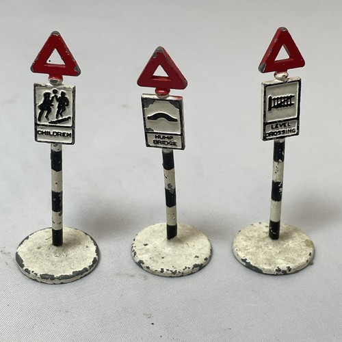 Vintage dinky toys road - dinky,