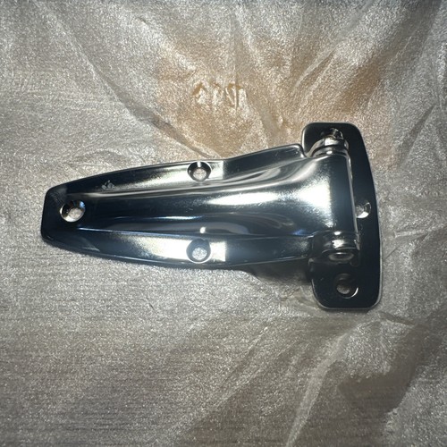Chrome smoker hinge walk - smoker, in