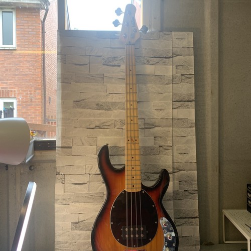 Vintage bass guitar sunburst - -,