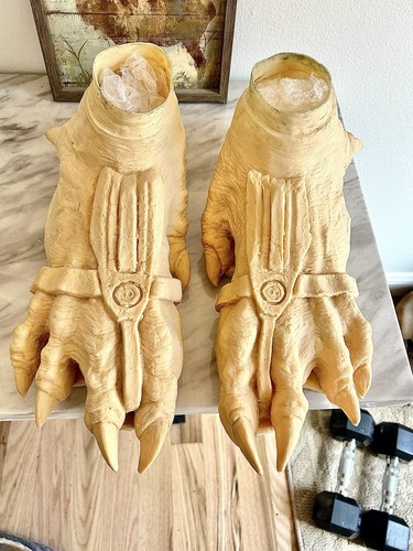 Predator prop aliens - aliens, body