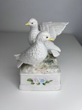 Vintage Porcelain Dove Couple & Flower Design Bird Decor nature Pigeon Statue