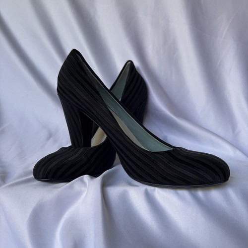 United nude black striped - united,