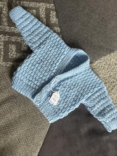 Newborn baby boys blue hand - newborn,