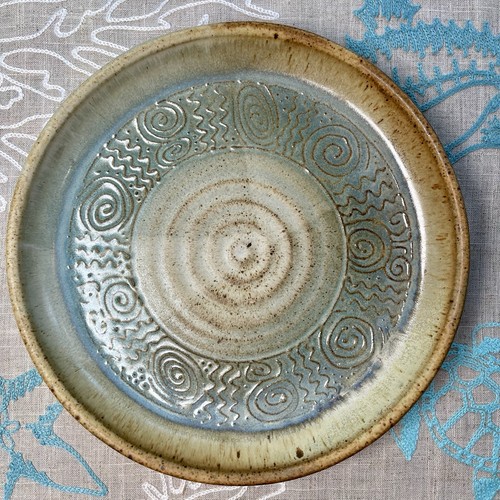 Vtg signed studio pottery dish - signed,