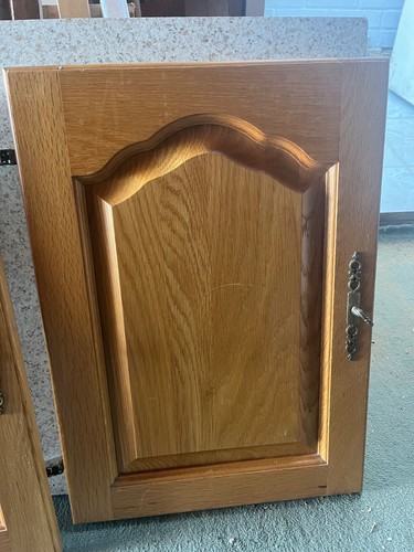 Solid oak howden kitchen - oak,