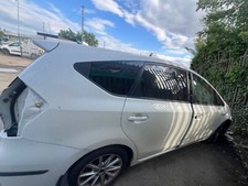 2014 TOYOTA PRIUS PLUS FOR BREAKING AND ALL PARTS AVAILABLE