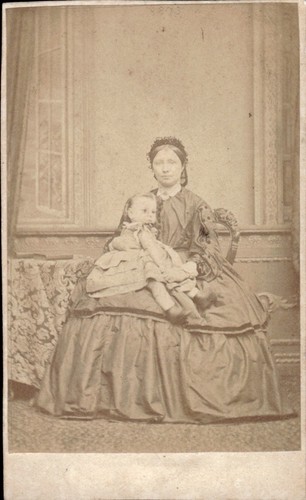 Mother child studio - mother, henry