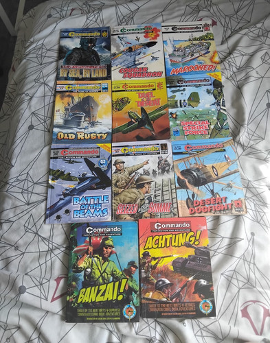 Commando comic book collection - book,