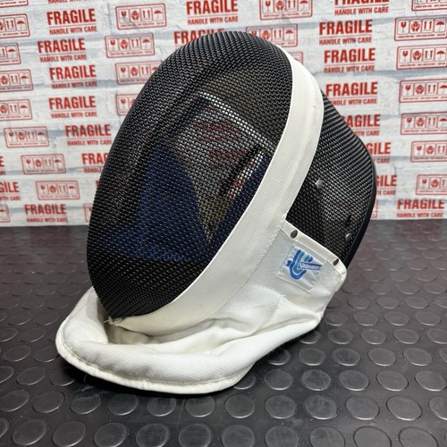 Uhlmann fencing mask size - uhlmann,