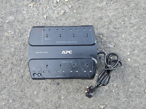 Apc back ups 700 - es,