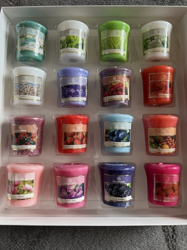 The gift box scented candle - 16,