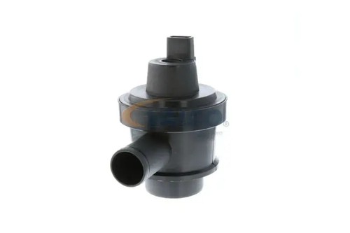 Engine breather oil separator