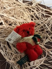 Hermann Christmas Pin Bear 1998  Dark RED, GOLD COLLER, PIN IN BACK /2gold bells