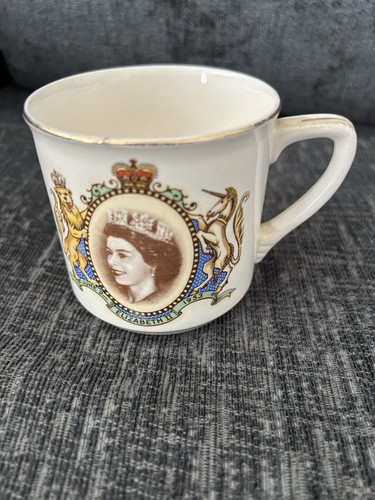 Royal coronation queen - royal, of
