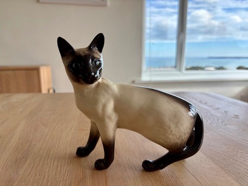 Beswick siamese cat ornament - beswick,