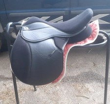 Thorowgood Griffin Pony Club Black Saddle 16-inch Wide Fit