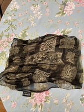 Liberty Neck Scarf Black With design