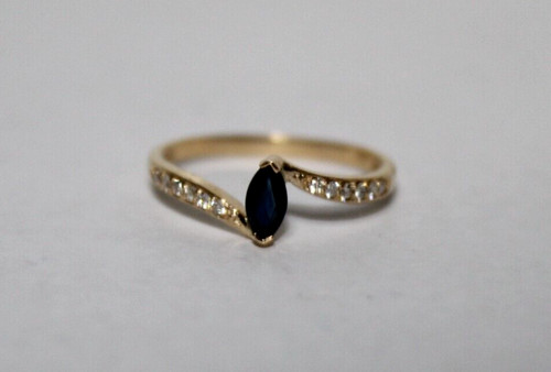 18k gold sapphire ring - gold,
