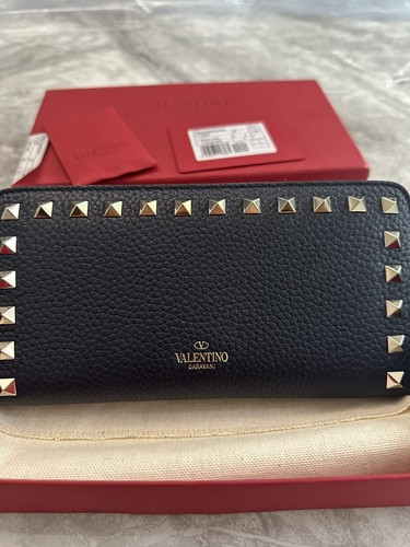 Designer valentino garavani - valentino,