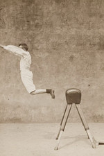 Turner on the pommel horse