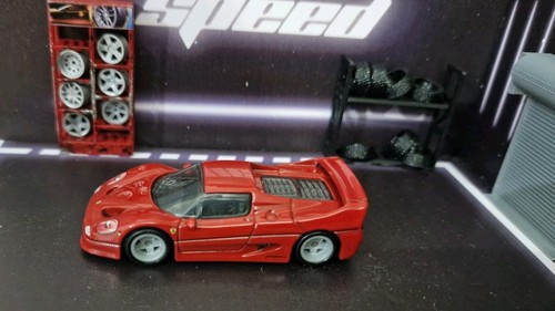 Hot wheels premium ferrari - hot,