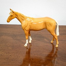 Large Beswick Palomino Horse