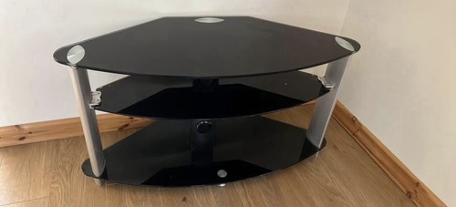 Black tempered glass - tempered, corner