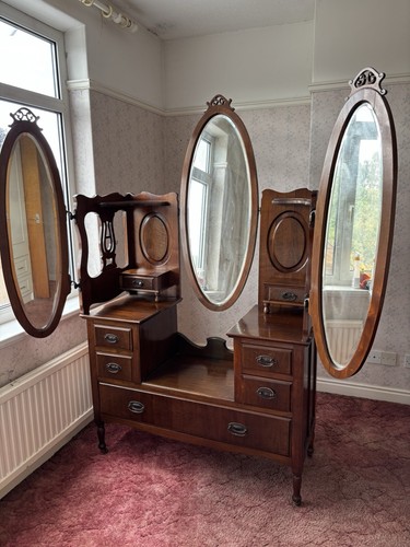 Antique 1920s victorian wooden - victorian,