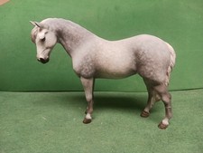 North Light @ Wade Resin Horse