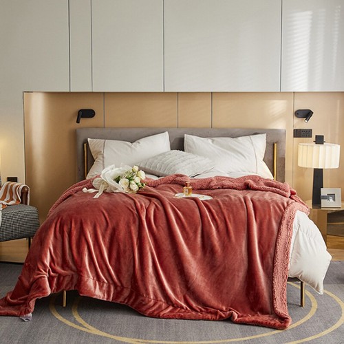 Luxurious plush reverse - plush, to