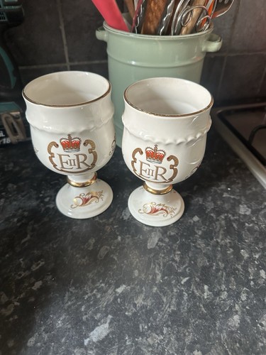 Aged vintage queen - aged,