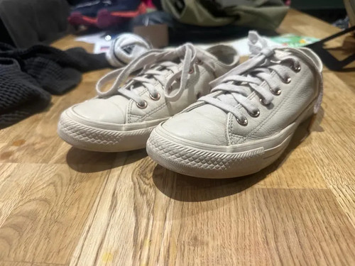 Women leather cream - women’s,