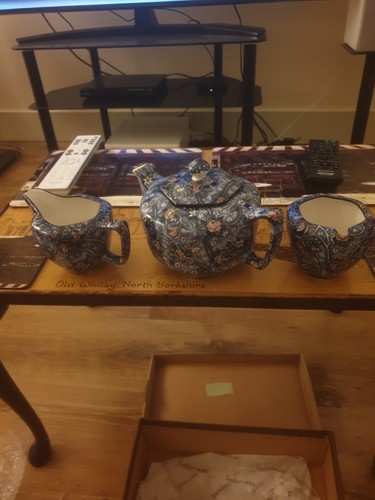 Beautiful ringtons the - the, chintz