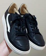 Superdry Black Vegan Court