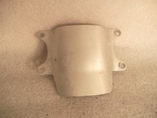 KAWASAKI GPX 750 1987-1989 FRONT MUDGUARD BRACE SUPPORT GPX750R NINJA OEM