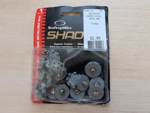 Golf spikes shadow - golf, 6mm