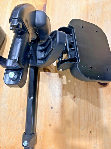 Invacare left elevating - left,